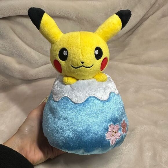 NWT Mt. Fuji Summit Pikachu Pocket Monsters - Pokémon Store Gotemba Japan 8” - Picture 1 of 8